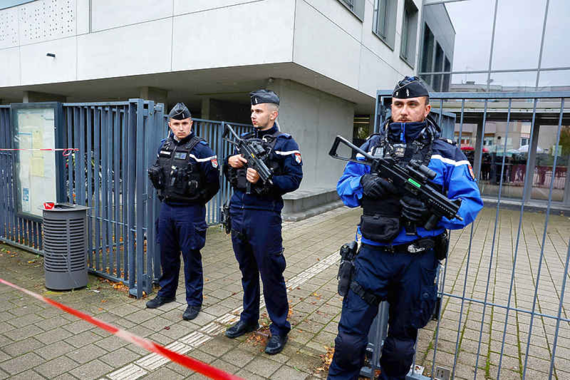 French student who stabbed teacher  in the face was fascinated by Nazism